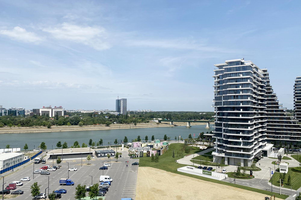 Trosoban stan, BW Arcadia - pogled s terase | 2-Br Apartment, BW Arcadia - view from the terrace