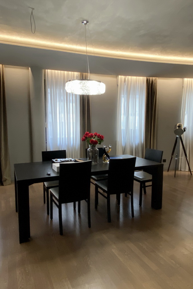 Trosoban stan na Vračaru - dnevna soba, trpezarija | 2-Br apartment in Vračar - living room, dining room