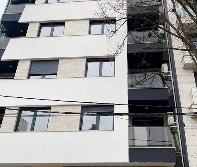 Stan na Vračaru - spoljni izgled zgrade | An apartment in Vračar - building exterior