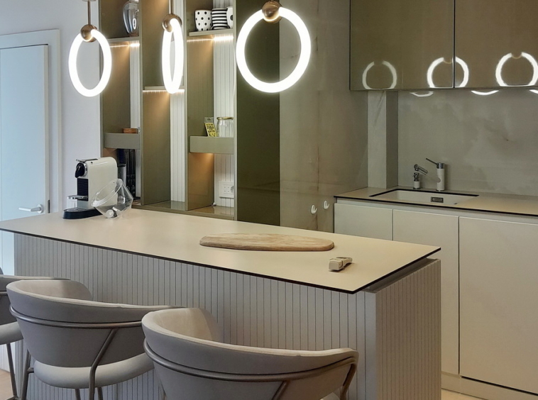 Četvorosoban stan, Vračar - dnevna soba, trpezarija, kuhinja | 3-Br apartment, Vračar - living room, dining room, kitchen