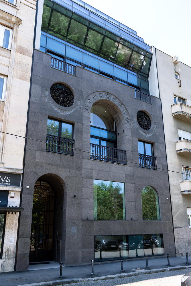 Nobel House Residences