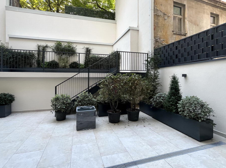 Gospodar Jovanova 54