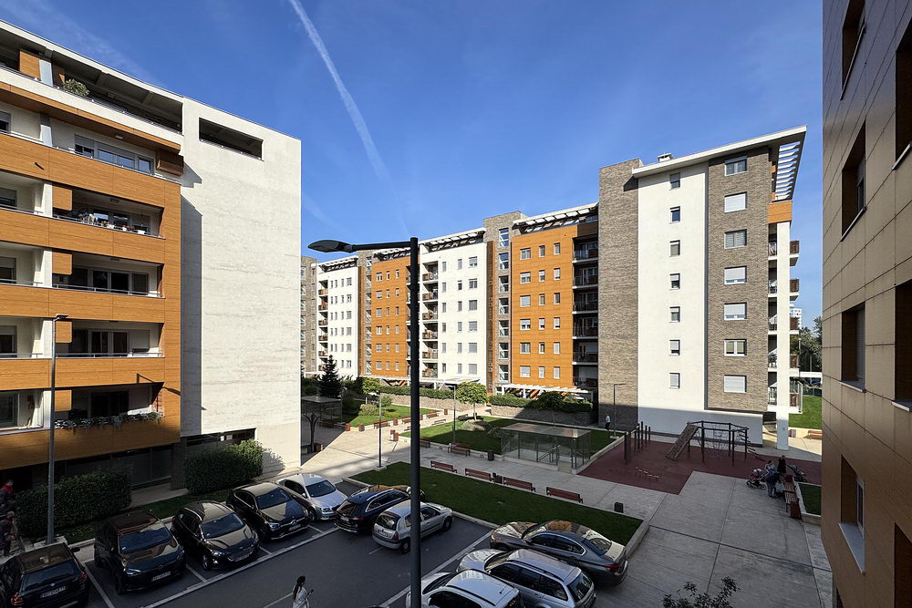 Trosoban stan, A Blok - pogled s terase | 2-Br apartment, A Blok - view from the terrace