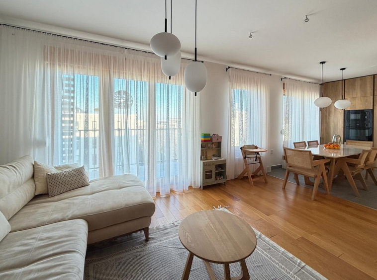Dupleks, Zemun - dnevna soba, trpezarija, kuhinja | Duplex apartment, Zemun - living room, dining room, kitchen