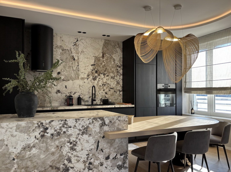 Četvorosoban stan, Dedinje - dnevna soba, trpezarija, kuhinja | 3-Br apartment, Dedinje - living room, dining room, kitchen