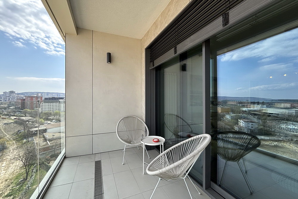 Četvorosoban stan, Novi Dorćol - terasa | 3-Br apartment, Novi Dorćol - terrace