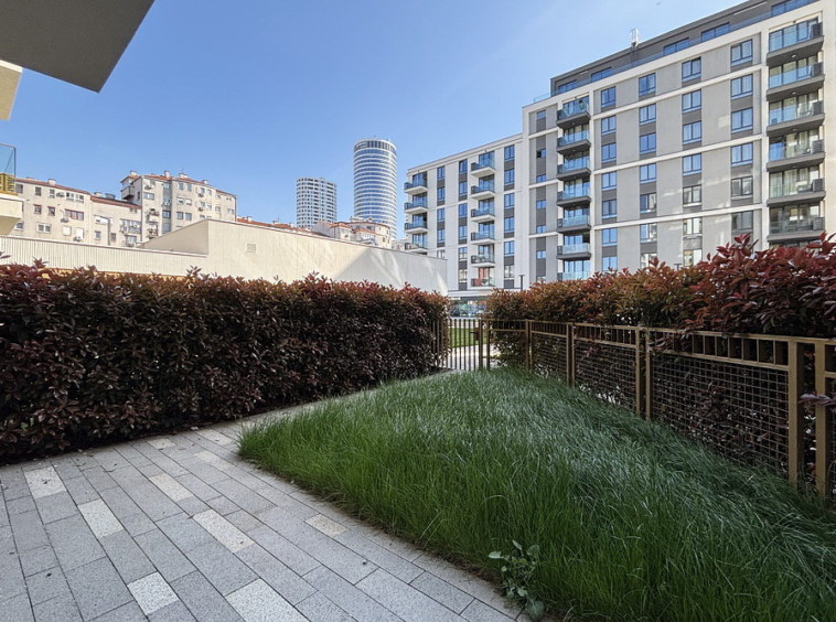 Trosoban stan, BW Lumia - bašta | 2-Br apartment, BW Lumia - garden