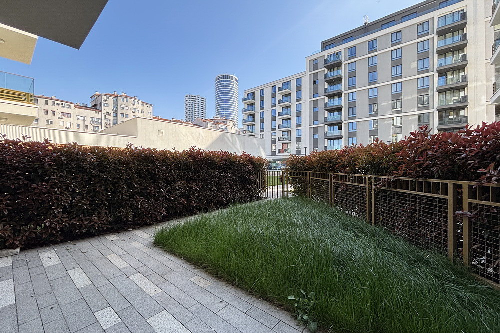 Trosoban stan, BW Lumia - bašta | 2-Br apartment, BW Lumia - garden
