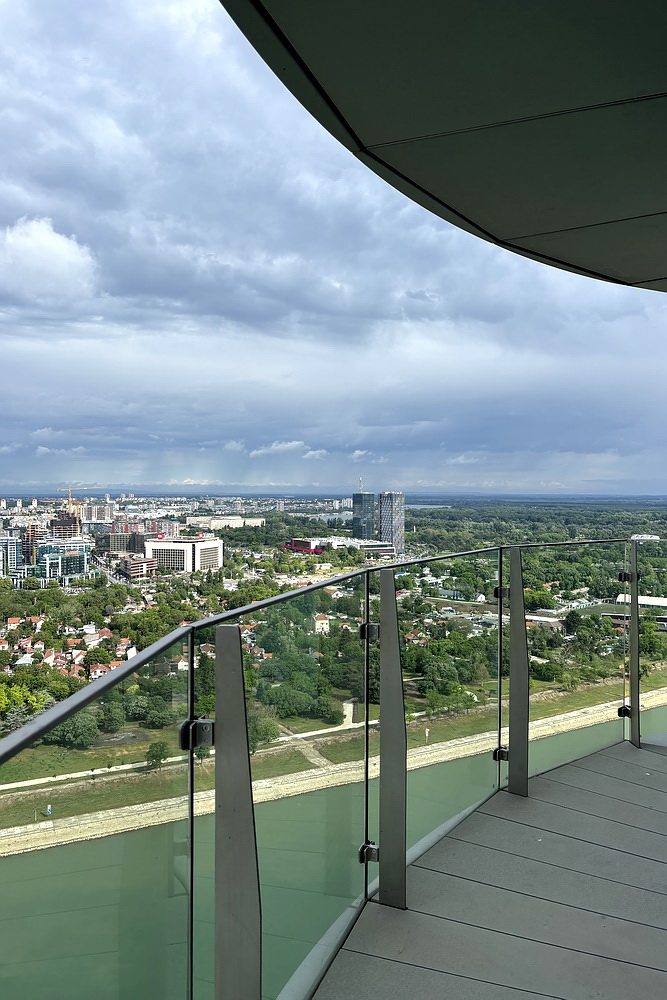 Trosoban stan, St. Regis Branded Residences - pogled s terase | 2-Br apartment, St. Regis Branded Residences - view from the terrace
