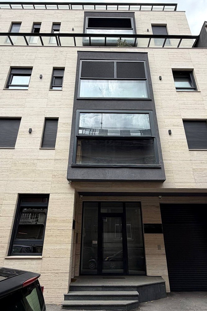 Petosoban stan, Palilula - ulaz u zgradu | 4-Br apartment, Palilula - building's entrance