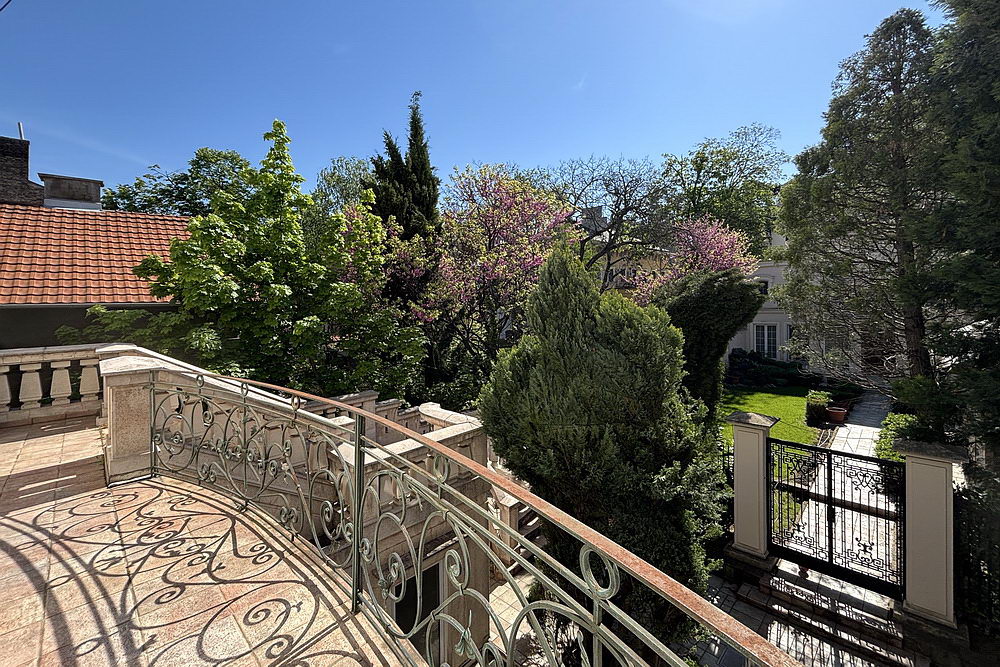 Četvorosoban salonac - terasa | 3-Br salon apartment - terrace