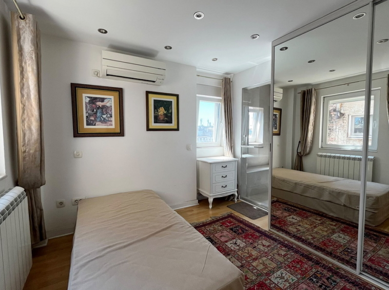 Duplex penthouse, Kralja Milana