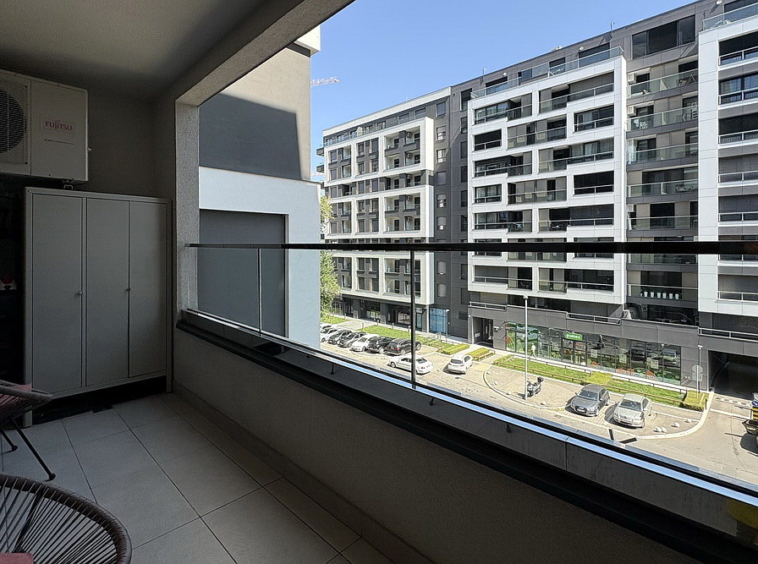 Trosoban stan, Wellport - terasa | 2-Br apartment, Wellport - terrace