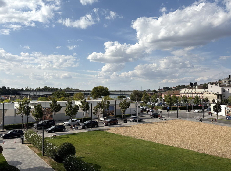 Trosoban stan, BW Magnolia - pogled s terase | 2-Br apartment, BW Magnolia - view from the terrace