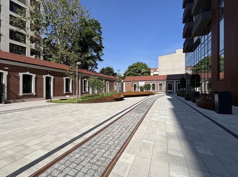 Landmark Residence