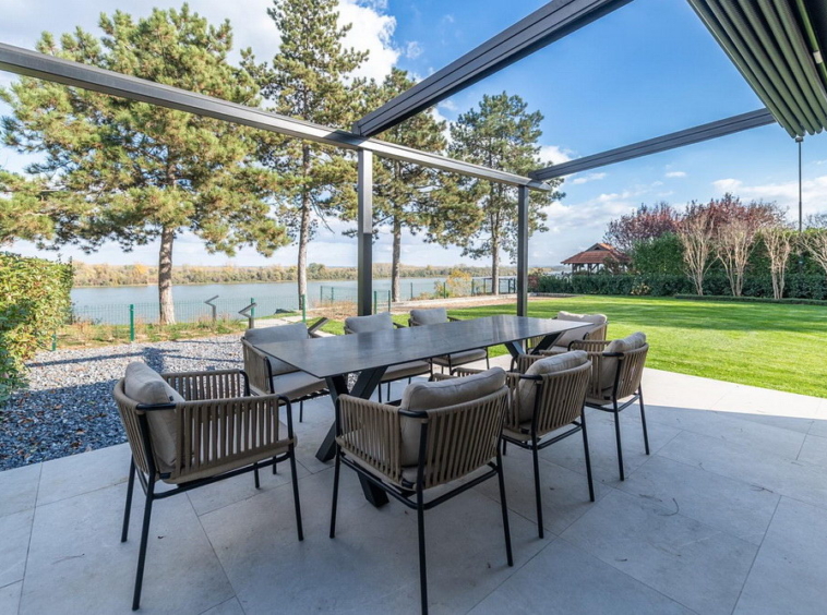 Vila, Novi Banovci | Villa, Novi Banovci