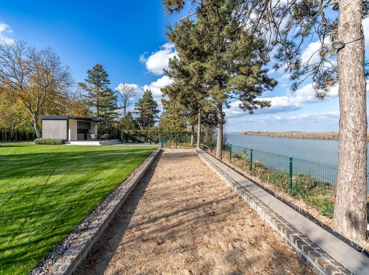 Vila, Novi Banovci | Villa, Novi Banovci