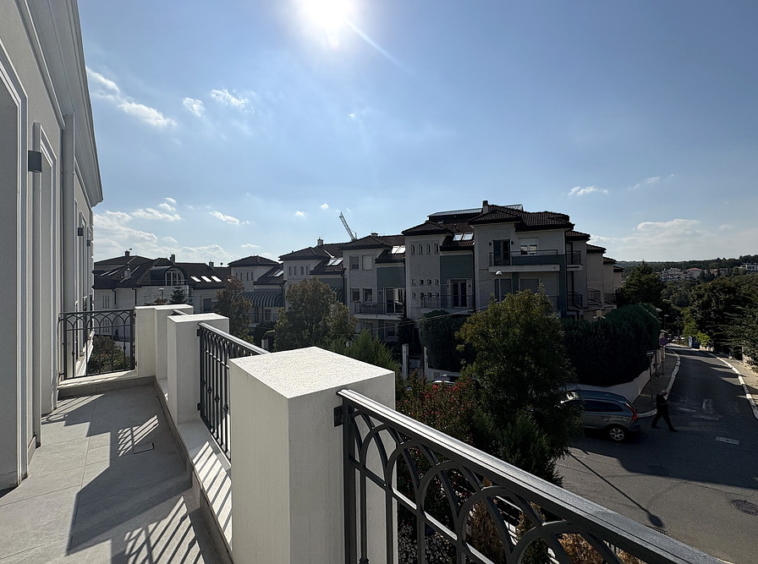 Vila sa tri spavaće sobe, Dedinje | 3-Br villa, Dedinje