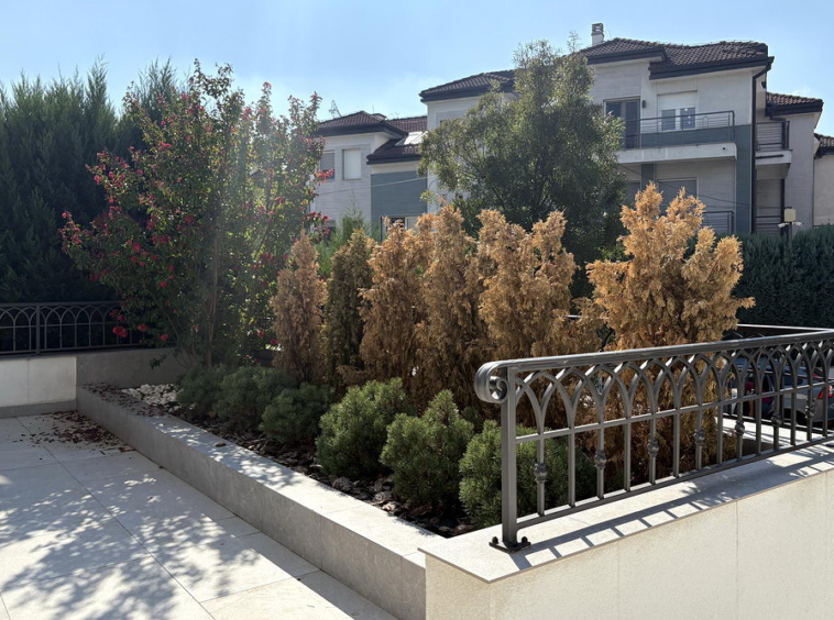 Vila sa tri spavaće sobe, Dedinje | 3-Br villa, Dedinje