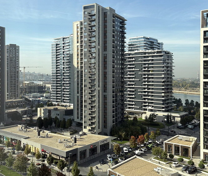 Trosoban stan, BW Iris - pogled s terase | 2-Br apartment, BW Iris - view from the terrace