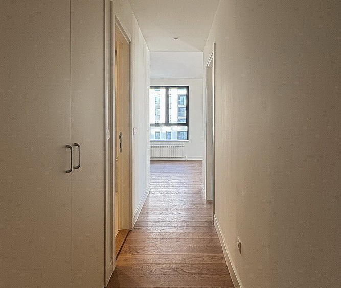 Trosoban stan, BW Iris - hodnik | 2-Br apartment, BW Iris - corridor