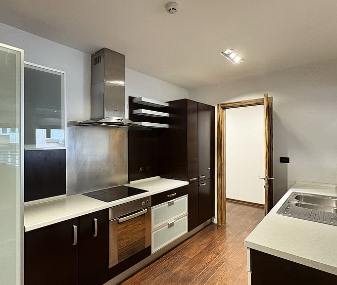 Četvorosoban stan, Vračar - dnevna soba, trpezarija, kuhinja | 3-Br apartment - living room, dining room, kitchen