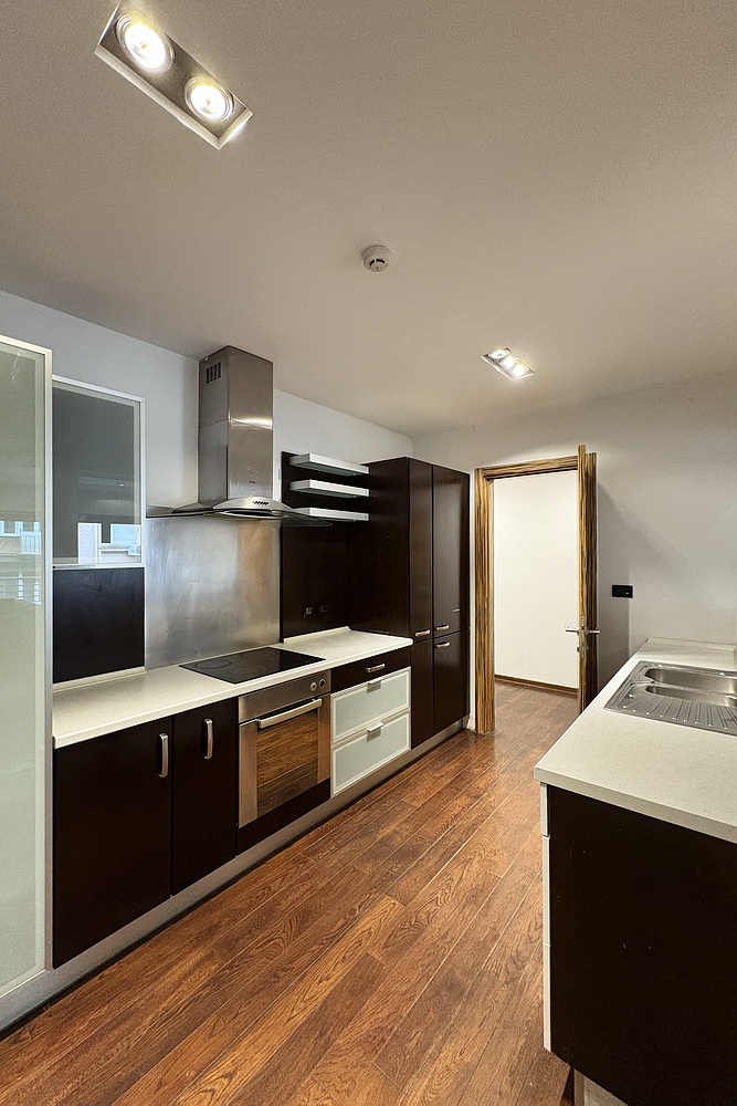 Četvorosoban stan, Vračar - dnevna soba, trpezarija, kuhinja | 3-Br apartment - living room, dining room, kitchen
